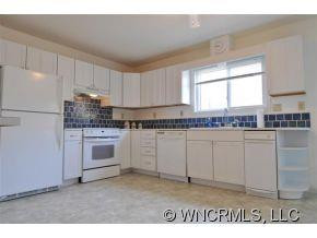 452 Walker Road - Photo 5
