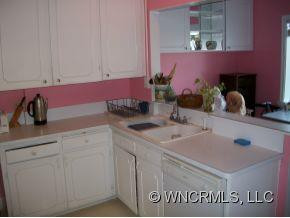 11 Lakeshore Drive - Photo 4