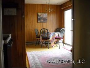 848 MOUNTAIN VIEW DRIVE - Photo 10
