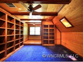  - Photo 10