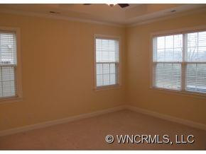 19 Manderley Way - Photo 8