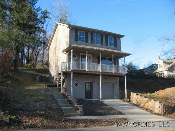 477 Sand Hill Road