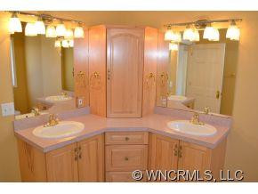 1714 Chestnut Flats Rd - Photo 11