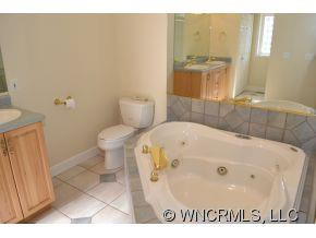 1714 Chestnut Flats Rd - Photo 9