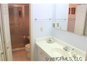 929 TOXAWAY DRIVE - Photo 13
