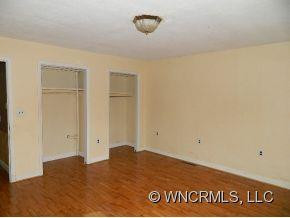 23 Shadowlawn Drive - Photo 4