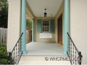 320 Kenilworth Road - Photo 2
