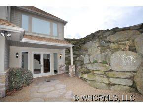 1405 Woodsong Drive - Photo 2