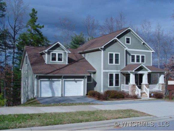 8 White Palmer Court