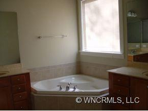 8 White Palmer Court - Photo 6