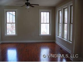 8 White Palmer Court - Photo 9