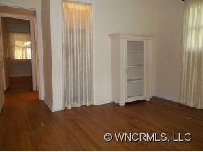 405 Royal Pines Drive - Photo 12