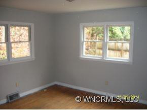 317 Thomas Park - Photo 6