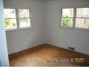 317 Thomas Park - Photo 8