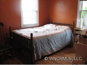 76 Nevada Ave - Photo 4