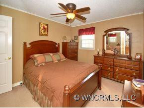 282 CLOVER DRIVE - Photo 5