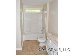 102 Iris Street - Photo 12