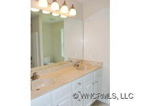 102 Iris Street - Photo 13