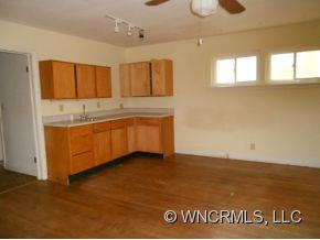 250 Hawthorne - Photo 11
