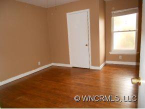 250 Hawthorne - Photo 4