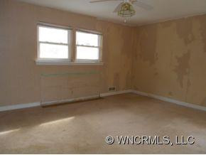 250 Hawthorne - Photo 5