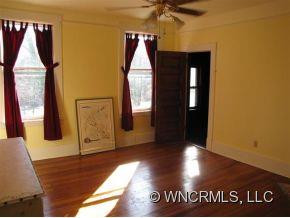 372 Montford Avenue - Photo 13