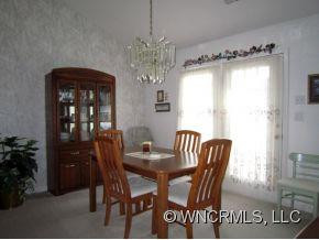 702 Woodhill Drive - Photo 3