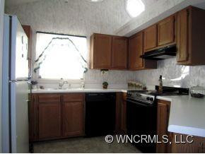 702 Woodhill Drive - Photo 4