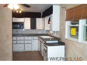 64 Skyview Dr - Photo 3