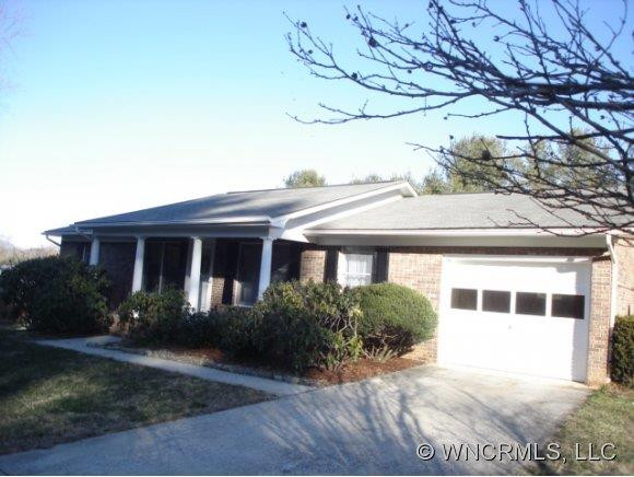 51 UNDERHILL RD