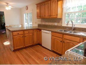 1130 New Castle Court - Photo 12