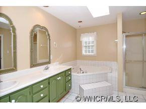1130 New Castle Court - Photo 6