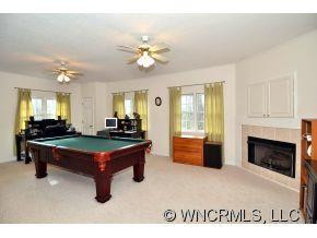1130 New Castle Court - Photo 8