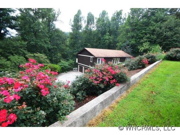 716 Greenwood Drive