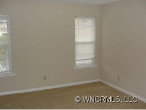 4804 BREAKERS LANE - Photo 6