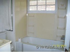 4 HARWOOD ROAD - Photo 5