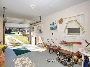 1116 HYMAN AVENUE - Photo 10