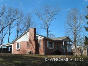 303 Jack St. - Photo 3
