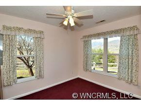 51 Sparky Lane - Photo 10