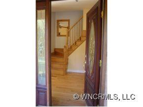 28 ROCKY HOLLOW - Photo 2