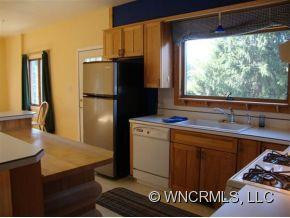 28 ROCKY HOLLOW - Photo 5