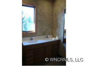 28 ROCKY HOLLOW - Photo 9