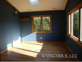28 ROCKY HOLLOW - Photo 10