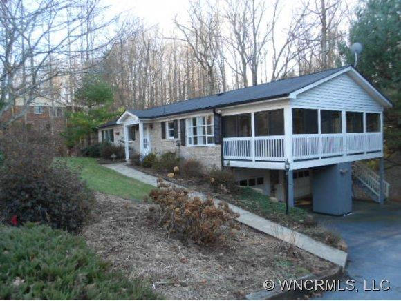 708 Dawnwood Lane