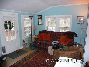 3 Hubbard Ave - Photo 3