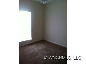 701 Villas Court - Photo 11