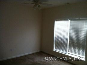 701 Villas Court - Photo 13