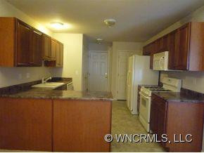 185 Birkshire Way - Photo 4