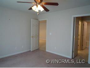 185 Birkshire Way - Photo 6