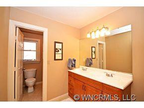 11 Silverstone Drive - Photo 14